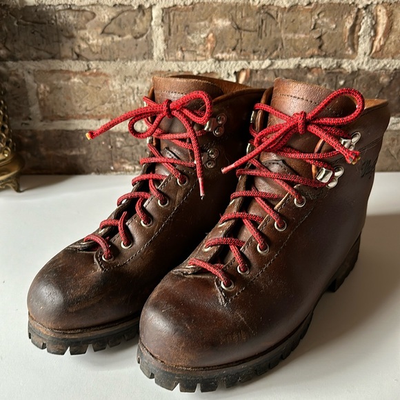 Vasque Shoes Vintage Vasque Italian Hiking Boots Poshmark